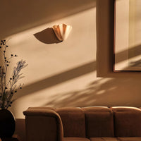 Applique Murale Courbe Sculpturale en Verre