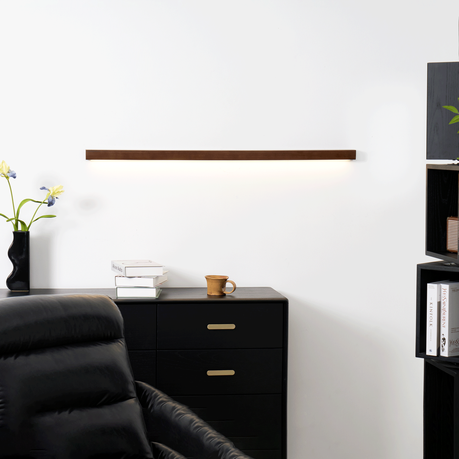 Applique Murale Linéaire en Bois