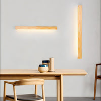 Applique Murale Linéaire en Bois