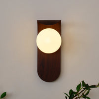 Applique Murale en Bois avec Globe
