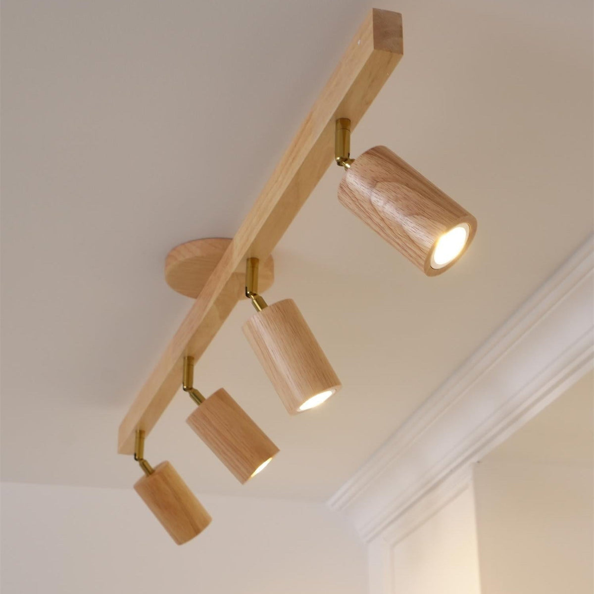 Plafonnier Spot Orientable en Bois