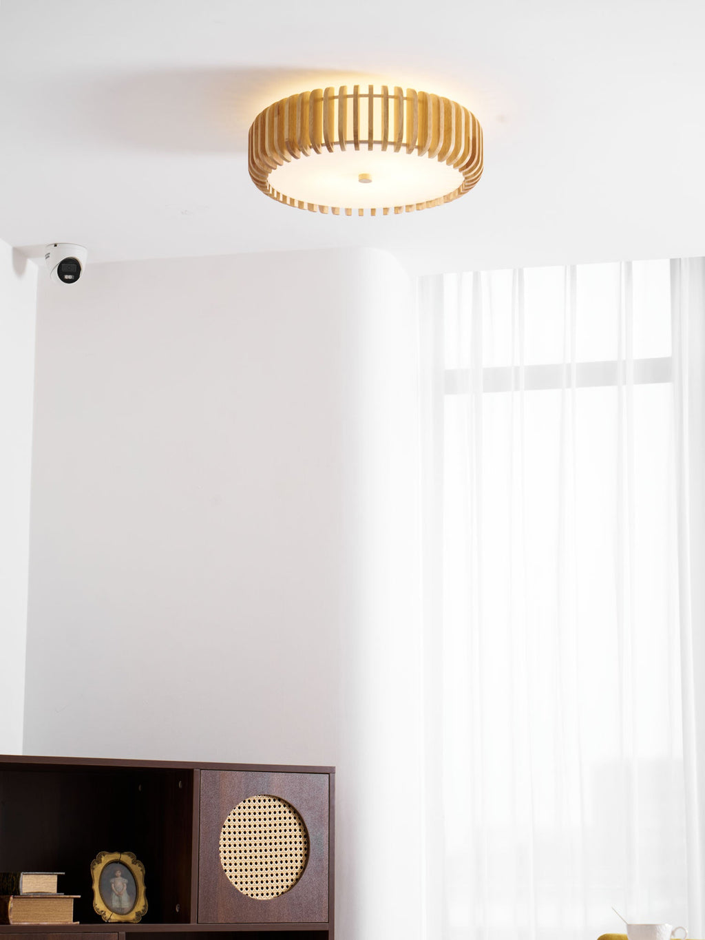 Oakflare Ceiling Lamp