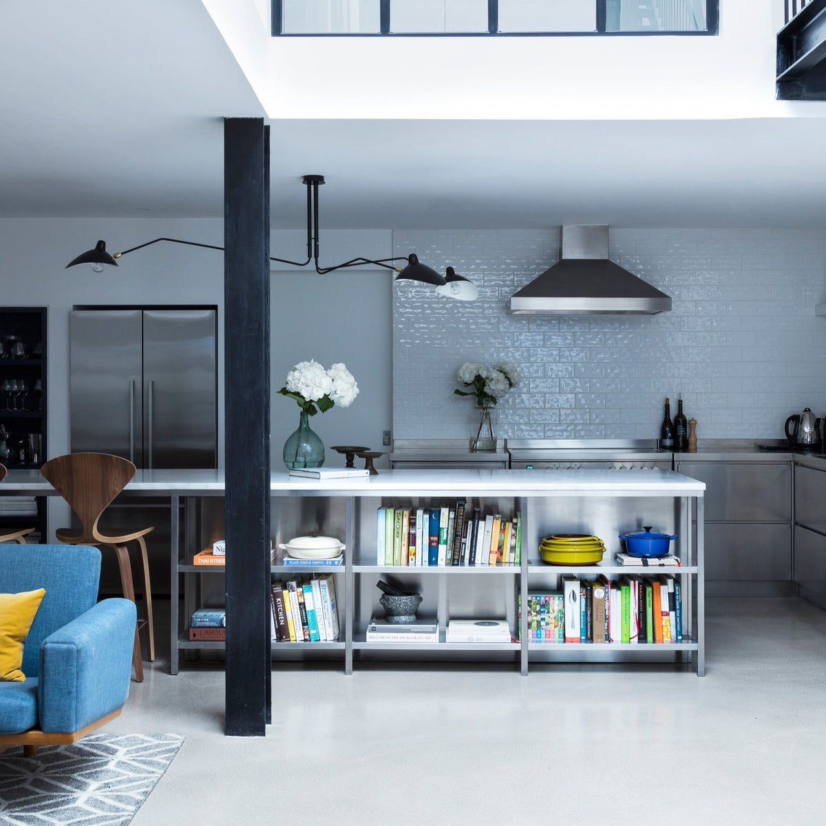 Plafonnier Linéaire à Bras Minimaliste