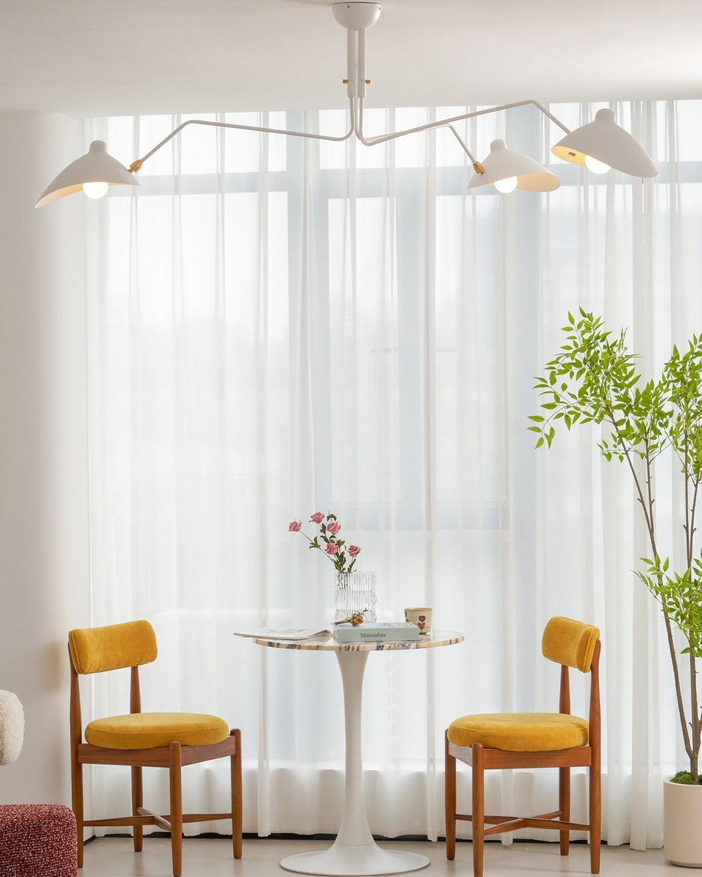 Plafonnier Linéaire à Bras Minimaliste