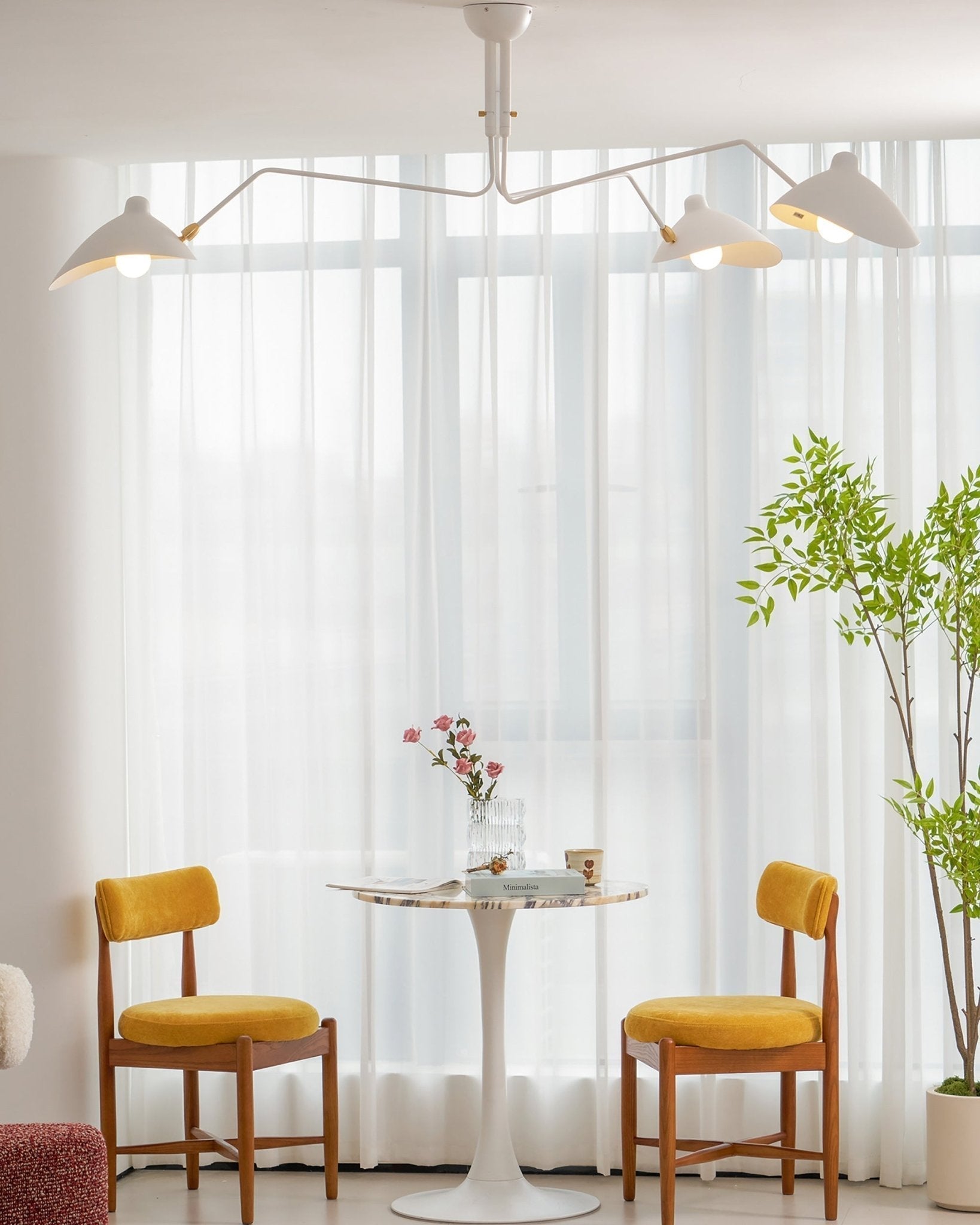 Plafonnier Linéaire à Bras Minimaliste