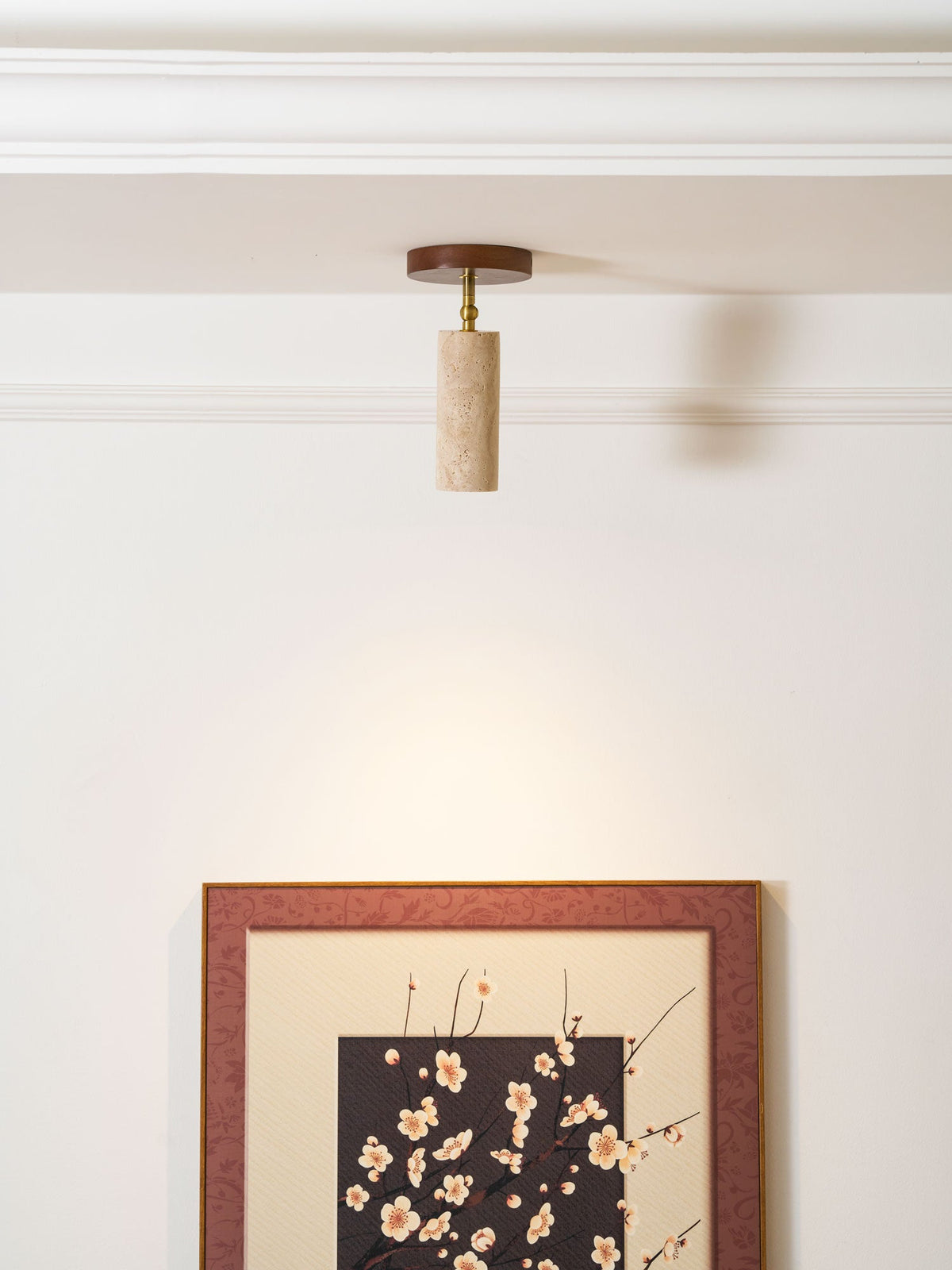 Solis Stone Spotlight