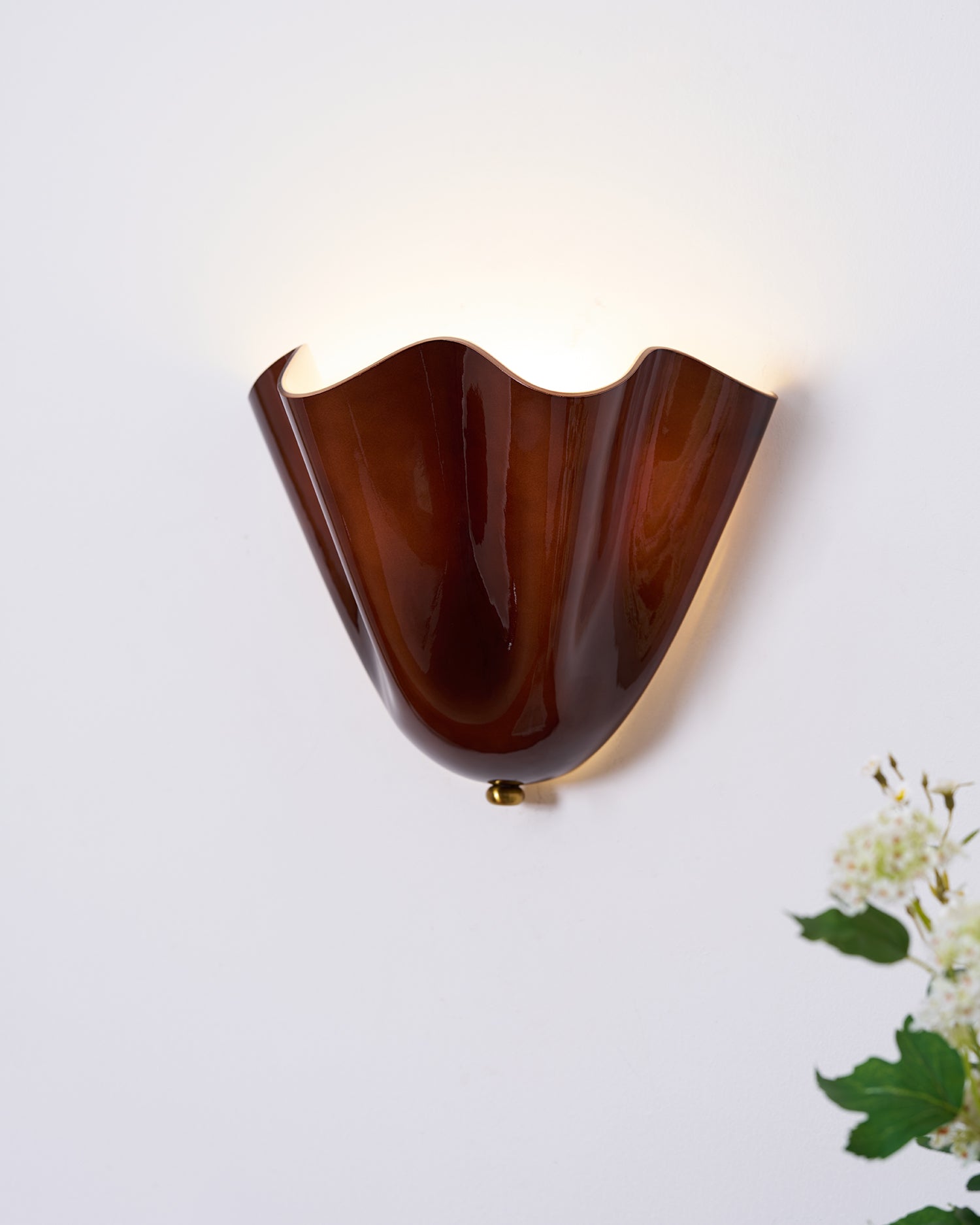 Applique Murale Courbe Sculpturale en Verre