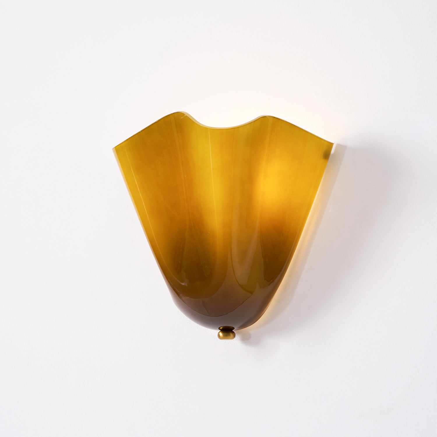 Applique Murale Courbe Sculpturale en Verre