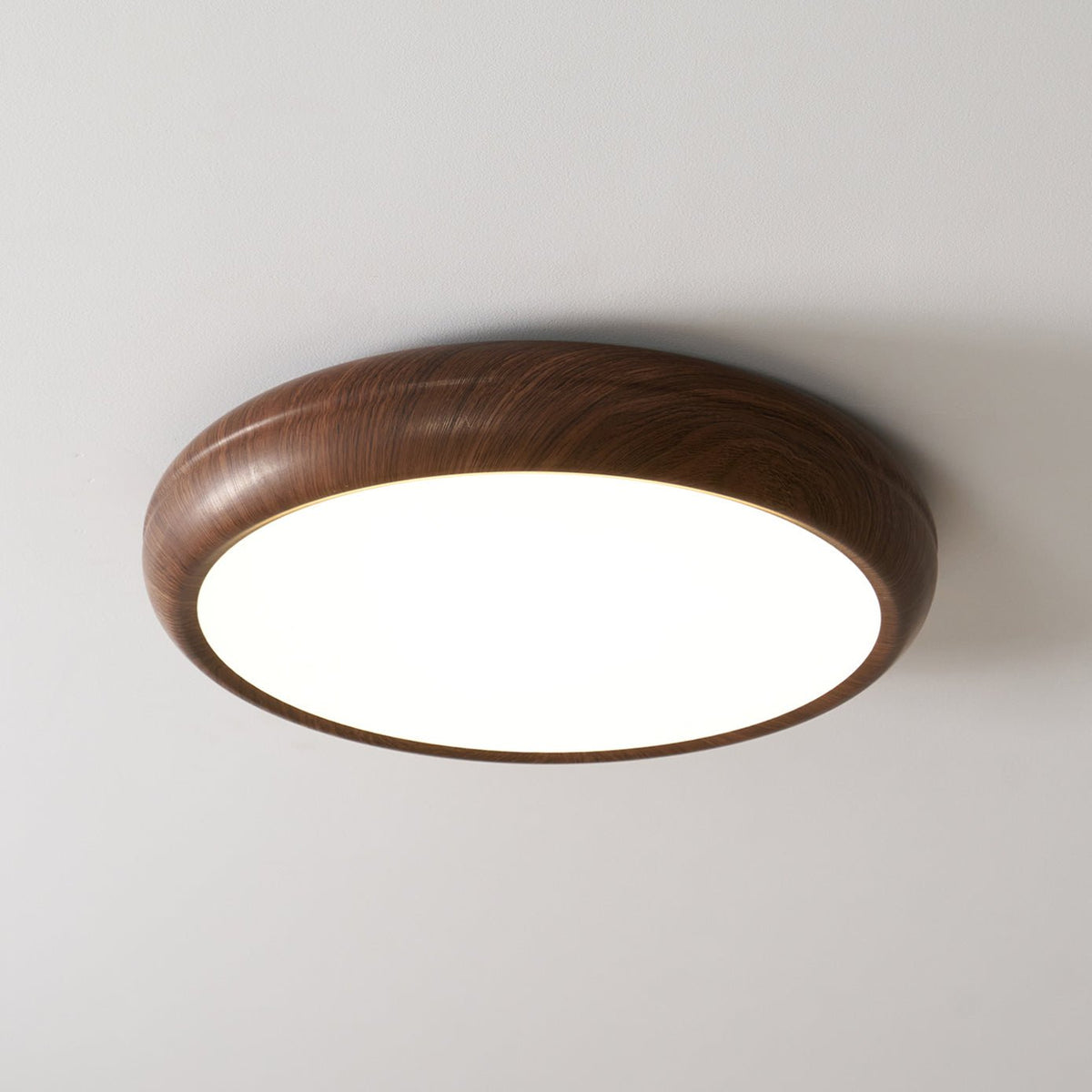 Wood Grain Round Ceiling Lamp